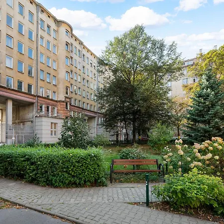 żelazna Downtown By Bookinghost Warszawa