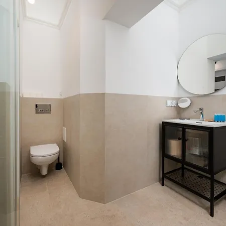 żelazna Downtown By Bookinghost Apartament *