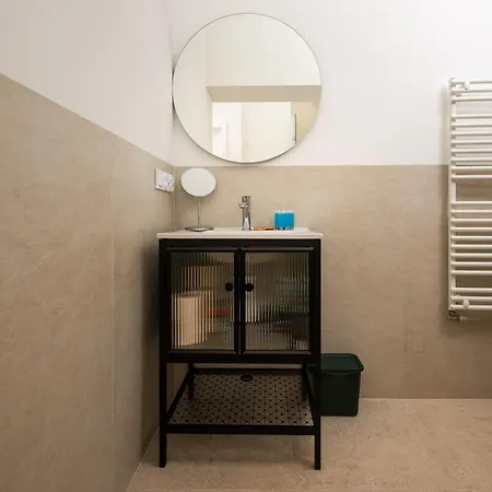 żelazna Downtown By Bookinghost Apartament *