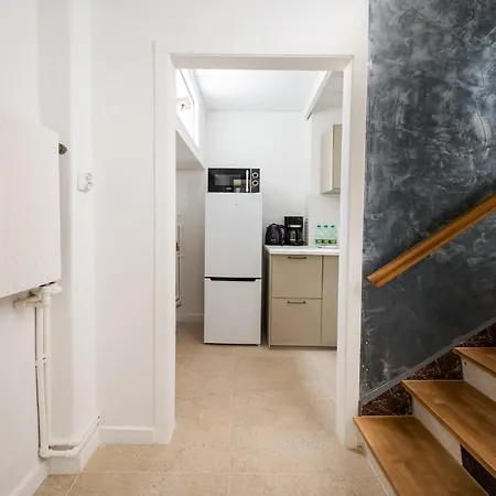 Apartament żelazna Downtown By Bookinghost